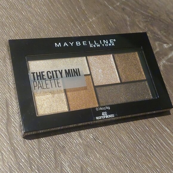 Maybelline palette - Picture 1 of 5